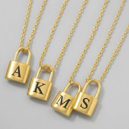 Collana Ellie® con iniziale e lucchetto dell'amore placcata oro 14K
