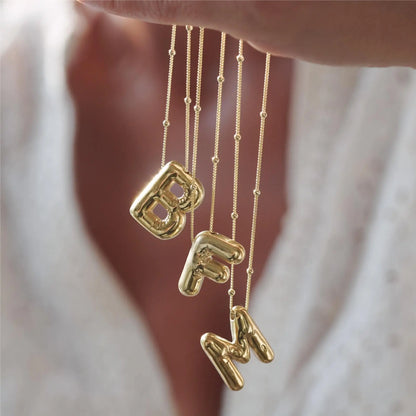 Collana con iniziale a palloncino (Set)
