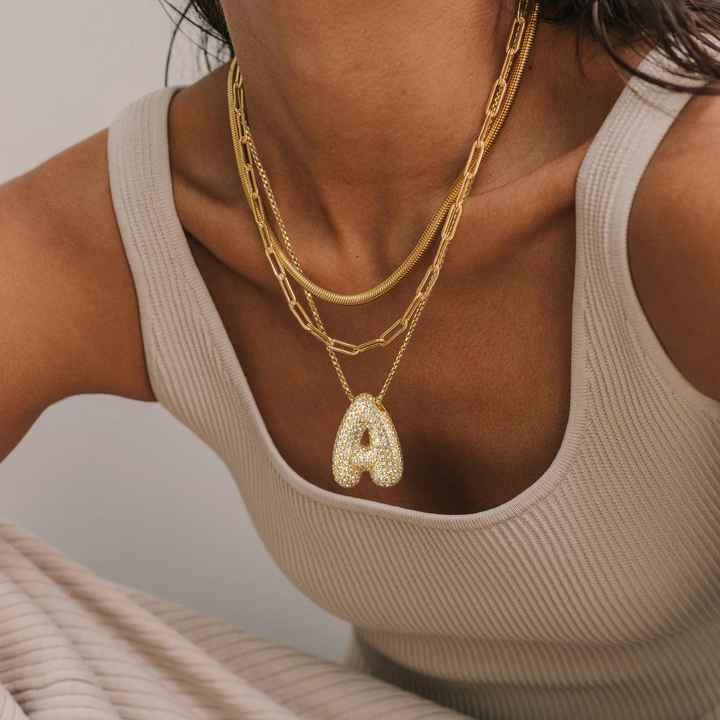 Collana Hailey con iniziale a palloncino
