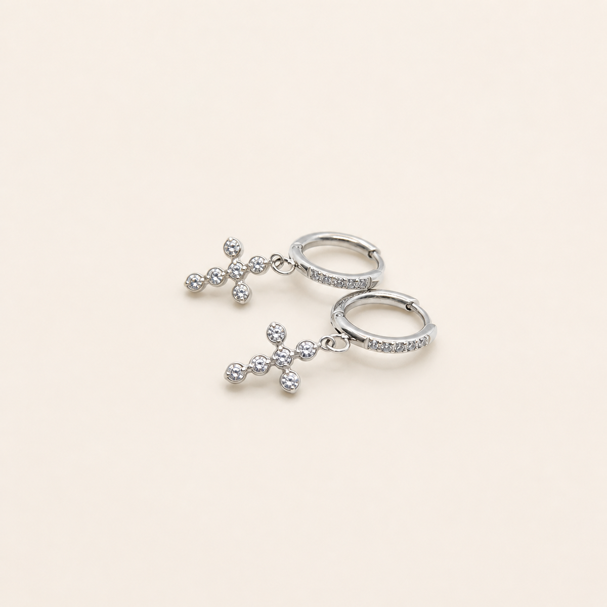 Orecchini a cerchio Lumi con croce (Set)