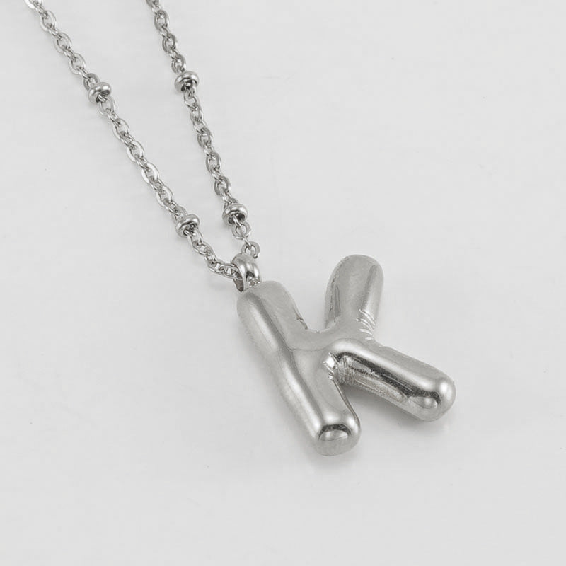 Collana con iniziale a palloncino (Set)