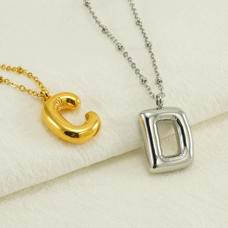 Collana con iniziale a palloncino (Set)