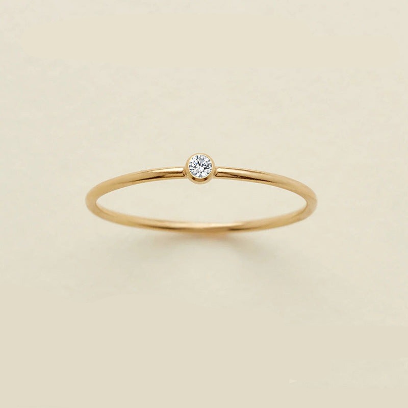 Anello delicato con pietra del mese